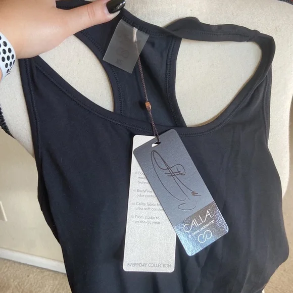 NWT Black Athletic Tank - Picture 5 of 5